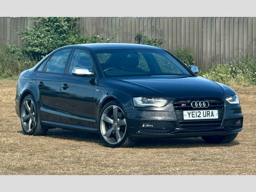 Audi S4  3.0 TFSI V6 Black Edition S Tronic quattro Euro 5 (s/s) 4dr