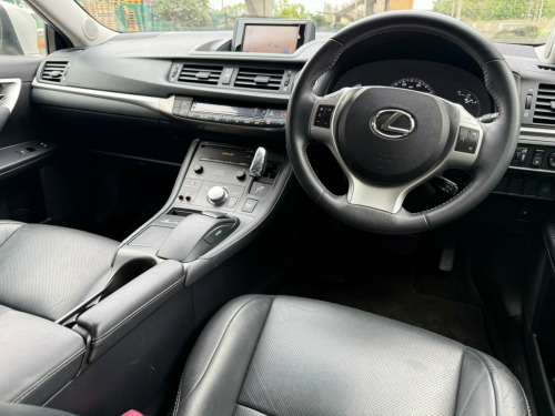 Lexus CT 200h  1.8 200h Premier CVT Euro 5 (s/s) 5dr