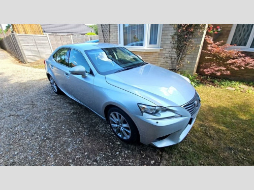 Lexus IS  2.5 300h Executive Edition E-CVT Euro 5 (s/s) 4dr