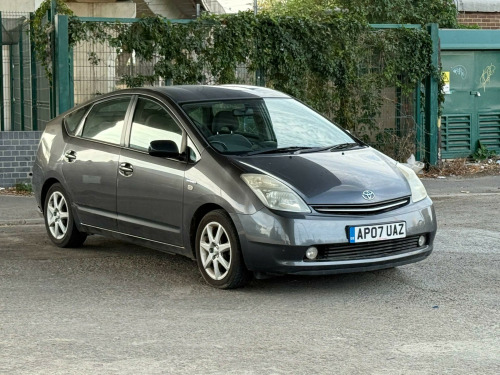 Toyota Prius 1.5 T4 CVT 5dr