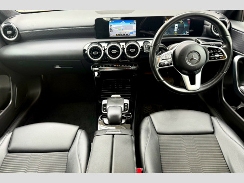 Mercedes-Benz A-Class  2.0 A200d Sport 8G-DCT Euro 6 (s/s) 5dr
