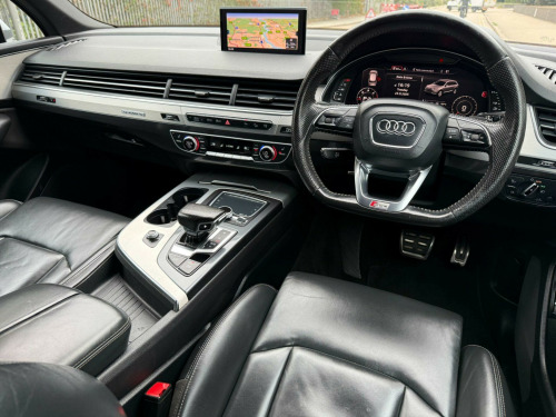 Audi Q7  3.0 TDI V6 S line Tiptronic quattro Euro 6 (s/s) 5dr