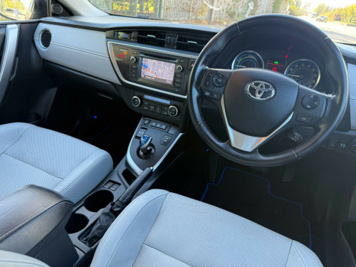 Toyota Auris  1.8 VVT-h Excel Touring Sports 5dr Petrol Hybrid CVT Euro 5 (s/s) (136 ps)