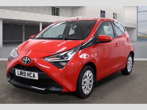 Toyota AYGO  1.0 VVT-i x-play x-shift Euro 6 5dr
