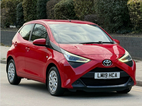 Toyota AYGO  1.0 VVT-i x-play x-shift Euro 6 5dr