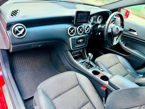 Mercedes-Benz A-Class A200 1.6 A200 BlueEfficiency Sport Euro 6 (s/s) 5dr 