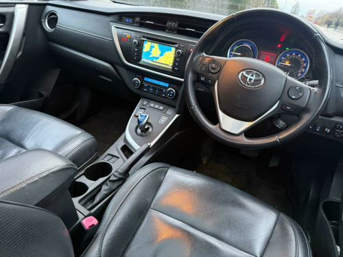 Toyota Auris  1.8 VVT-h Excel Touring Sports CVT Euro 5 (s/s) 5dr 