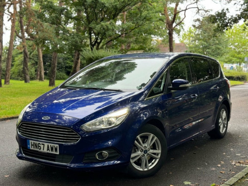 Ford S-MAX  1.5 TITANIUM 5d 159 BHP 1 Owner , FRONT  & BAC