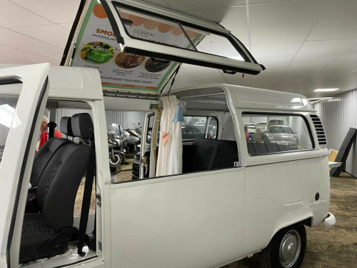 Volkswagen Camper  