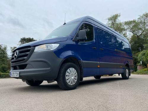 Mercedes-Benz Sprinter  2.0 317 CDI Progressive RWD L3 H2 Euro 6 (s/s) 5dr