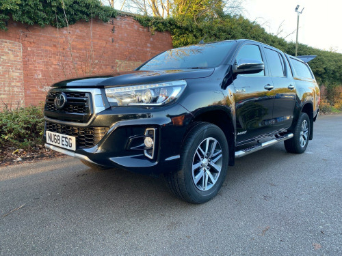 Toyota Hi-Lux  2.4 D-4D Invincible X Auto 4WD Euro 6 4dr (TSS, 3.5t)