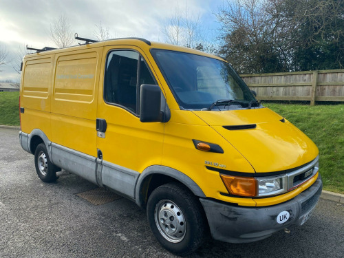 Iveco Daily  2.3 TD 29L10 4dr (SWB)