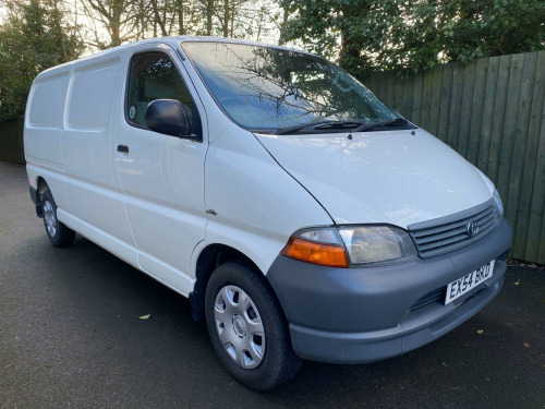 Toyota Hi-Ace  2.5 D-4D 300 GS 4dr