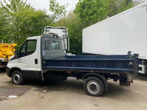 Iveco Daily  2.3 TD 12V 35S 3450 RWD L2 4dr
