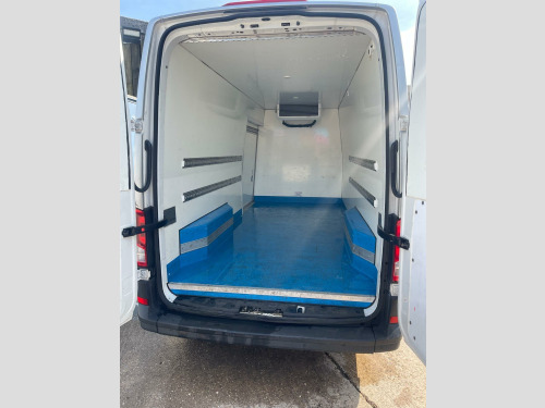 Volkswagen Crafter  2.0 TDI CR35 BlueMotion Tech Startline FWD LWB High Roof Euro 6 (s/s) 5dr