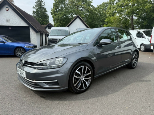 Volkswagen Golf  1.6 TDI SE Nav Euro 6 (s/s) 5dr