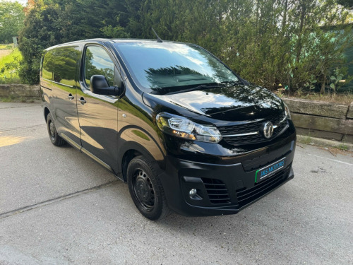 Vauxhall Vivaro  3100 50kWh Dynamic Auto L1 H1 6dr (7.4kW Charger)