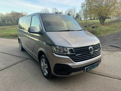 Volkswagen Transporter Shuttle  2.0 TDI SE DSG LWB Euro 6 (s/s) 5dr