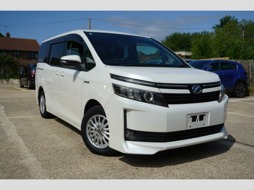 Toyota Voxy  Hybrid V 1.8 7 Seat ULEZ