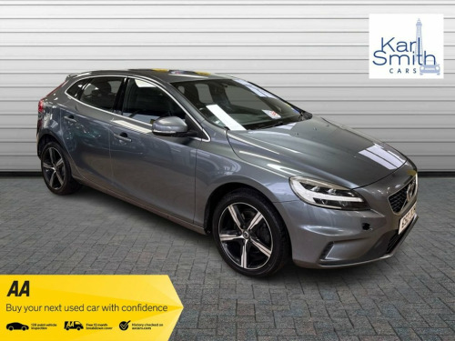 Volvo V40  2.0 T3 GPF R-Design Hatchback 5dr Petrol Manual Eu 
