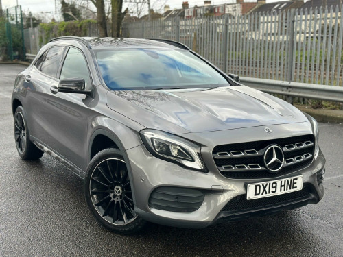 Mercedes-Benz GLA-Class GLA200 1.6 GLA200 AMG Line Edition 7G-DCT Euro 6 (s/s) 5dr