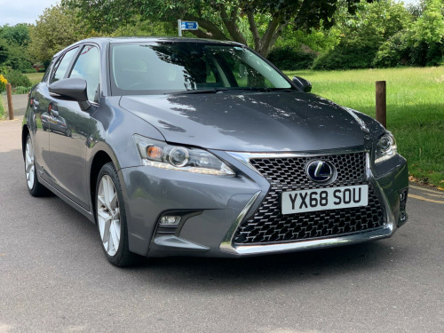 Lexus CT 200h  1.8 200h SE (Plus Pack) E-CVT Euro 6 (s/s) 5dr