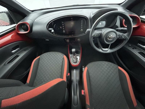 Toyota AYGO  1.0 VVT-i Edge x-shift Euro 6 (s/s) 5dr