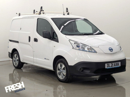 Nissan eNV200  40kWh Tekna Panel Van 5dr Electric Auto SWB (Quick Charge) (109 ps)