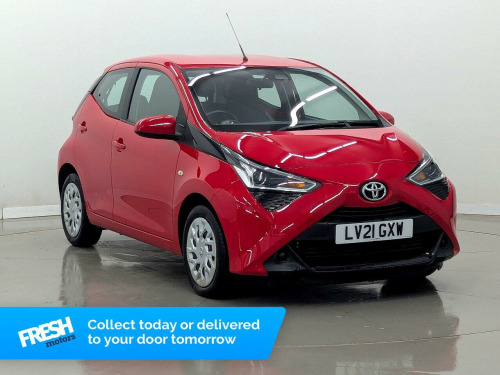Toyota AYGO  1.0 VVT-i x-play Hatchback 5dr Petrol x-shift Euro 6 (Safety Sense) (71 ps) 