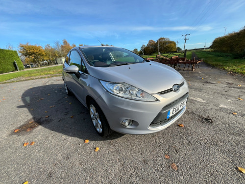 Ford Fiesta  1.6 TDCi DPF Titanium Hatchback 3dr Diesel Manual (107 g/km, 94 bhp)