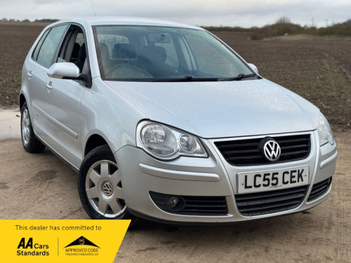 Volkswagen Polo  1.4 S Hatchback 5dr Petrol Manual (158 g/km, 74 bhp)