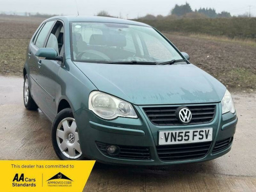 Volkswagen Polo  1.4 S Hatchback 5dr Petrol Manual (158 g/km, 74 bhp)