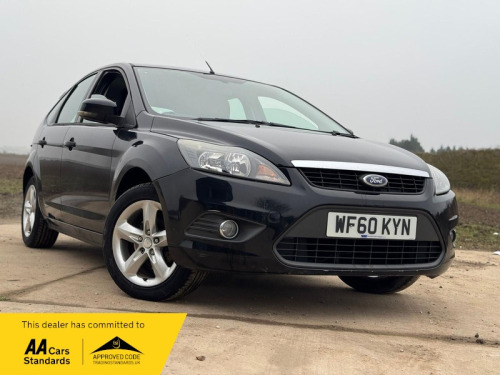 Ford Focus  1.6 Zetec Hatchback 5dr Petrol Automatic (184 g/km, 99 bhp)