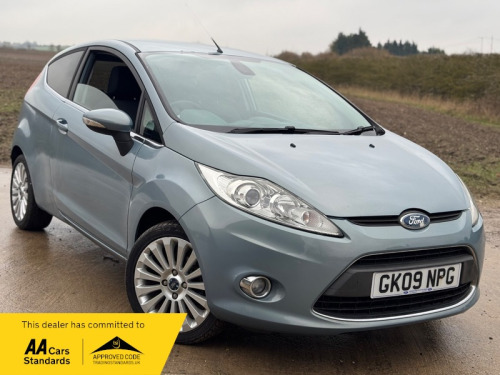 Ford Fiesta  1.4 Titanium Hatchback 3dr Petrol Manual (133 g/km, 94 bhp)