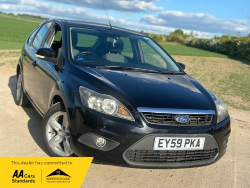 Ford Focus  1.6 Zetec Hatchback 5dr Petrol Automatic (184 g/km, 99 bhp)