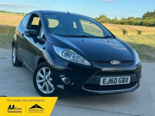 Ford Fiesta  1.25 Zetec Hatchback 3dr Petrol Manual (129 g/km, 81 bhp)