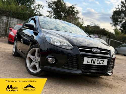 Ford Focus  1.6 Titanium Hatchback 5dr Petrol Manual Euro 5 (125 ps)