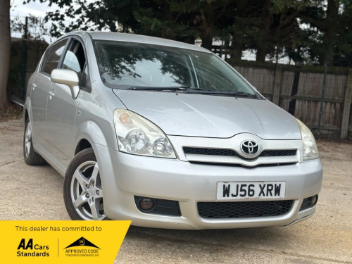 Toyota Corolla  2.2 D-4D TR MPV 5dr Diesel Manual (167 g/km, 134 bhp)