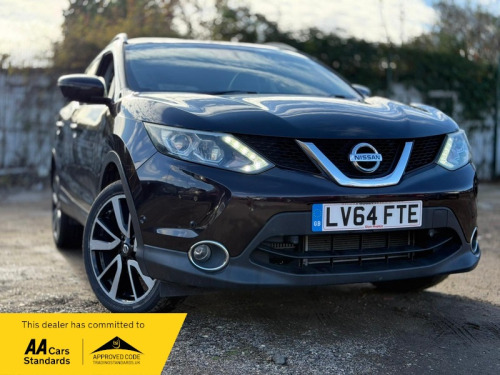 Nissan Qashqai  1.2 DIG-T Tekna SUV 5dr Petrol Manual 2WD Euro 5 (s/s) (115 ps)