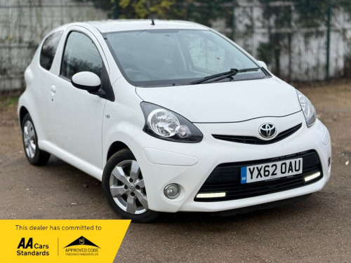 Toyota AYGO  1.0 VVT-i Fire Hatchback 3dr Petrol Manual Euro 5 (67 ps)