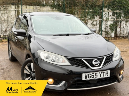 Nissan Pulsar  1.2 DIG-T Tekna Hatchback 5dr Petrol Manual Euro 6 (s/s) (115 ps) 