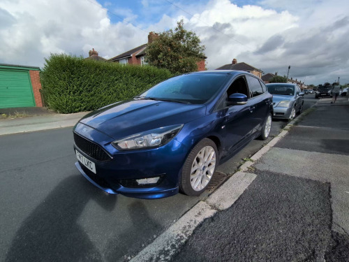 Ford Focus  1.0T EcoBoost ST-Line Euro 6 (s/s) 5dr