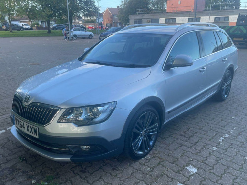 Skoda Superb  2.0 TDI Outdoor DSG 4WD Euro 5 5dr