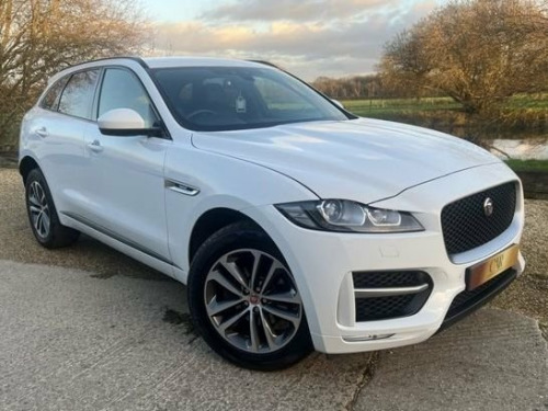 Jaguar F-PACE  2.0 R-SPORT AWD 5d 178 BHP Highly Desirable F Pace