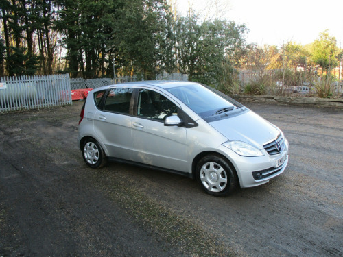 Mercedes-Benz A-Class A160 A160 BLUEEFFICIENCY CLASSIC SE 5-Door