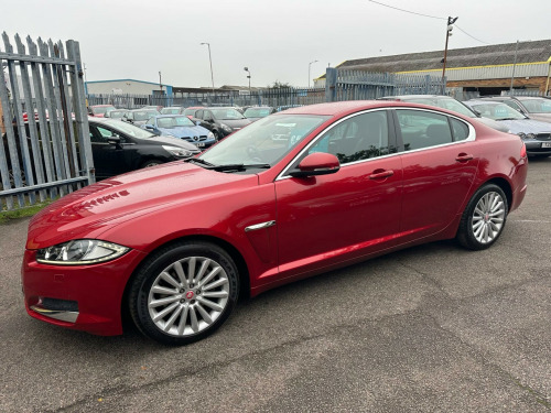 Jaguar XF  2.2d Luxury Auto Euro 5 (s/s) 4dr 