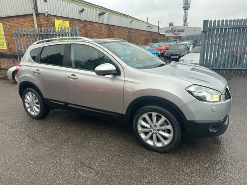 Nissan Qashqai  1.6 Tekna 2WD Euro 5 5dr 