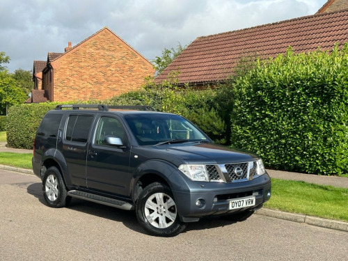 Nissan Pathfinder  2.5 AVENTURA DCI 5d 169 BHP DRIVES AND PERFORMS SU