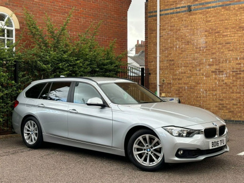 BMW 3 Series  2.0 320I SE TOURING 5d 181 BHP DELIVERY AVALIABLE 