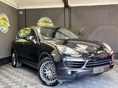 Porsche Cayenne  3.0 TD V6 SUV 5dr Diesel Tiptronic 4WD Euro 5 (s/s